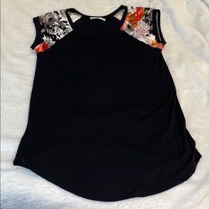 Women’s Boutique top!